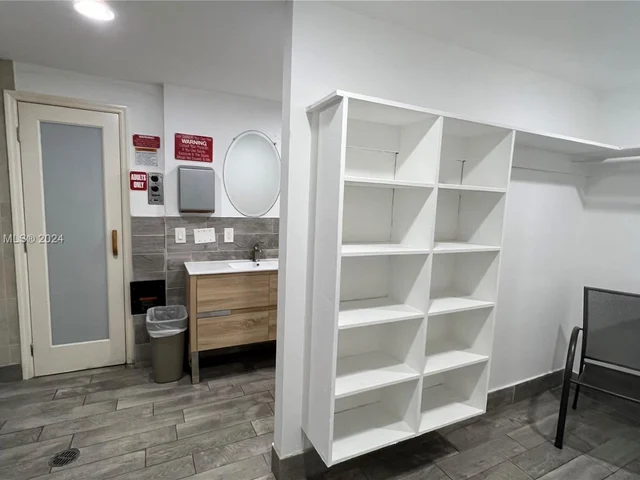 200 Diplomat Pkwy # 234, Hallandale Beach FL 33009