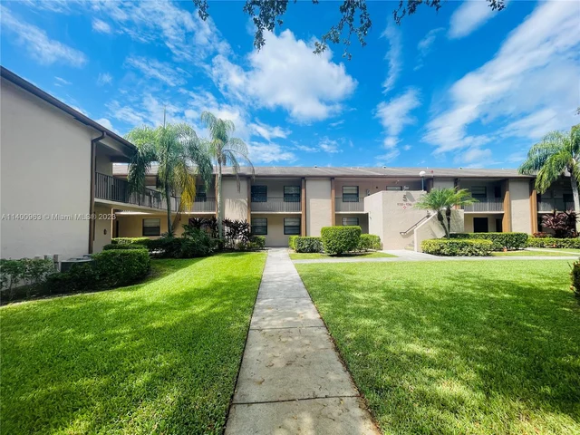 9700 W Mcnab Rd # 101, Tamarac FL 33321