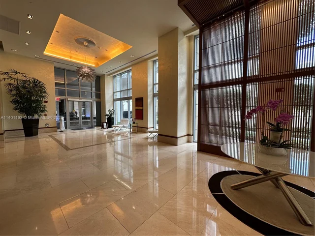 1060 Brickell Ave # 4107, Miami FL 33131