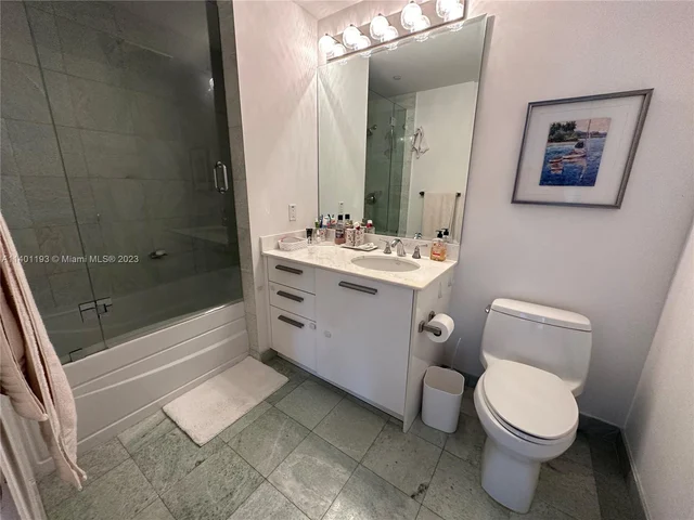 1060 Brickell Ave # 4107, Miami FL 33131