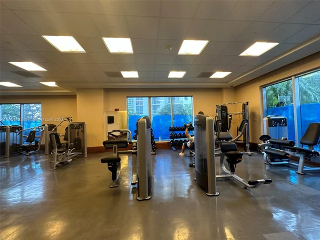 1060 Brickell Ave # 4107, Miami FL 33131