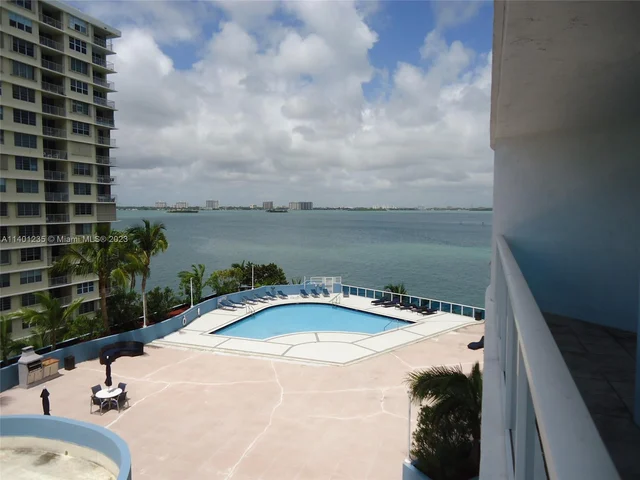 1881 79th St Cswy # 703, North Bay Village FL 33141