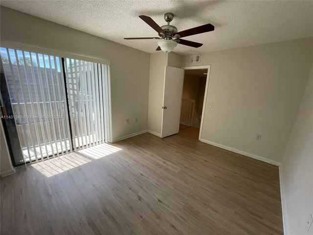 908 9th Way # 908, West Palm Beach FL 33407