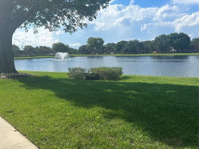 908 9th Way # 908, West Palm Beach FL 33407