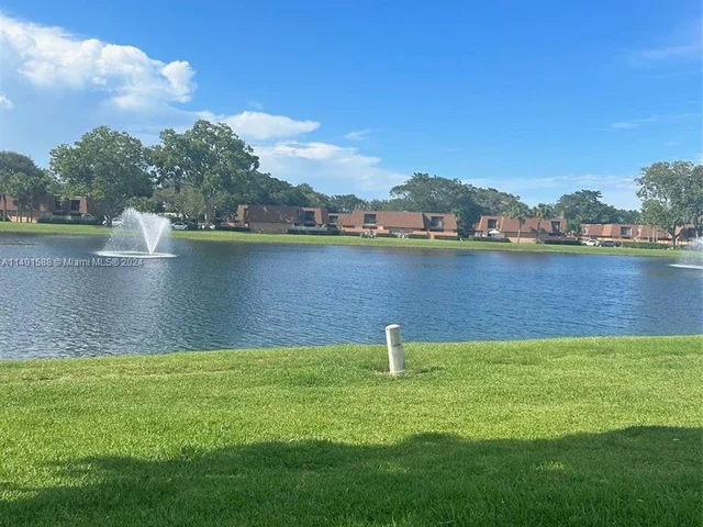 908 9th Way # 908, West Palm Beach FL 33407