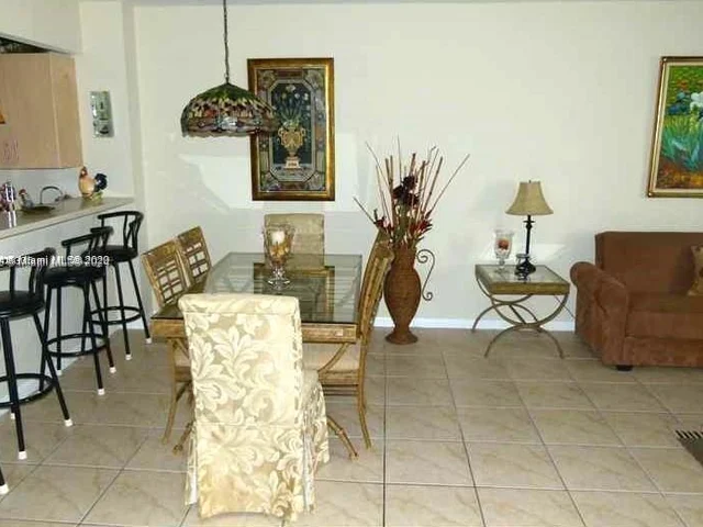 3725 S Ocean Dr # 323, Hollywood FL 33019