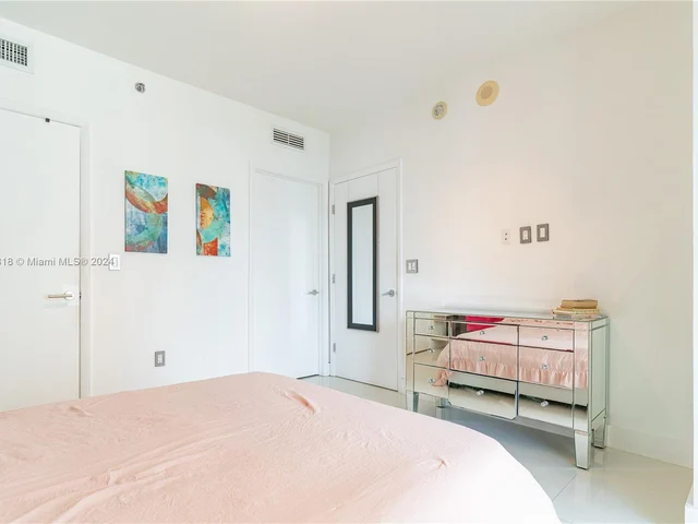 495 Brickell Ave # 2704, Miami FL 33131