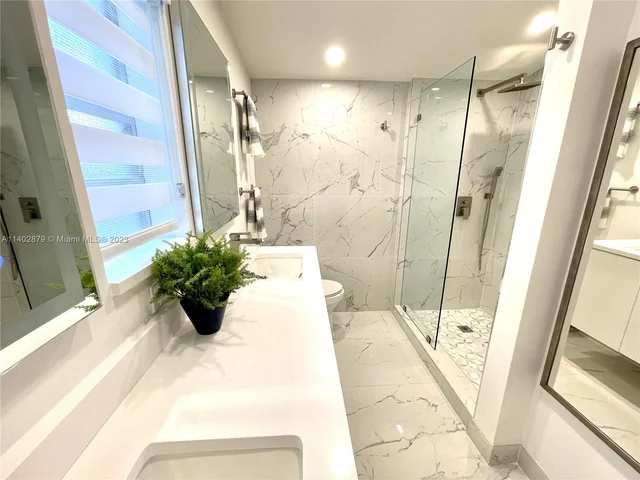 2424 Tortugas Ln, Fort Lauderdale FL 33312