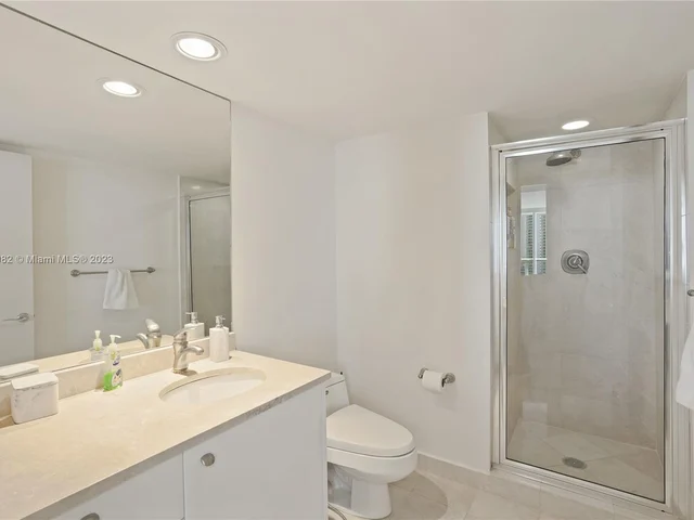 16500 Collins Ave # 1652, Sunny Isles Beach FL 33160