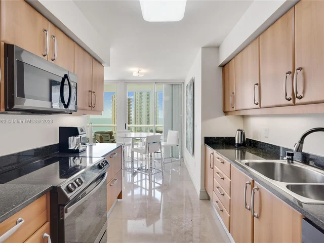 16500 Collins Ave # 1652, Sunny Isles Beach FL 33160