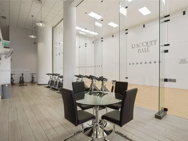 16500 Collins Ave # 1652, Sunny Isles Beach FL 33160