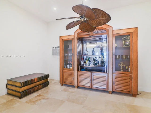 333 Sunset Dr # A, Fort Lauderdale FL 33301