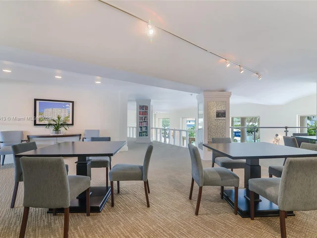 333 Sunset Dr # A, Fort Lauderdale FL 33301