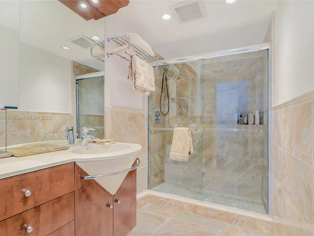 333 Sunset Dr # A, Fort Lauderdale FL 33301