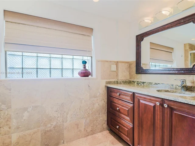 333 Sunset Dr # A, Fort Lauderdale FL 33301