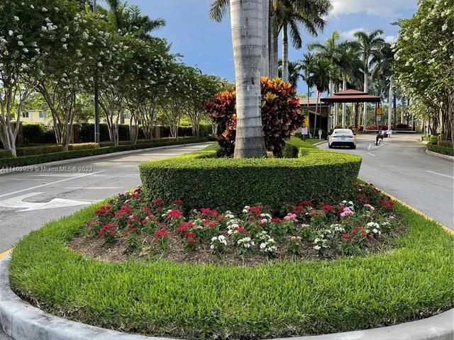 3252 NE 11th Dr, Homestead FL 33033