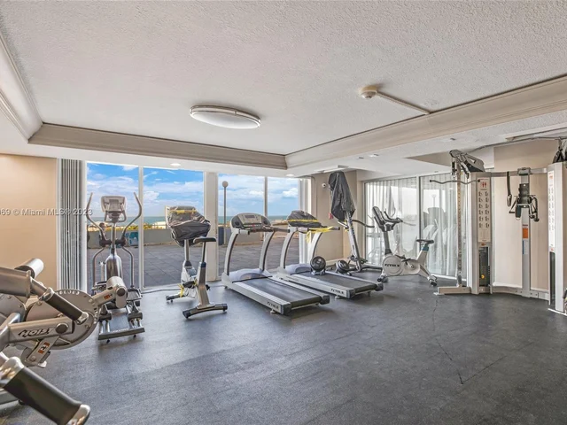 465 Ocean Dr # 918, Miami Beach FL 33139