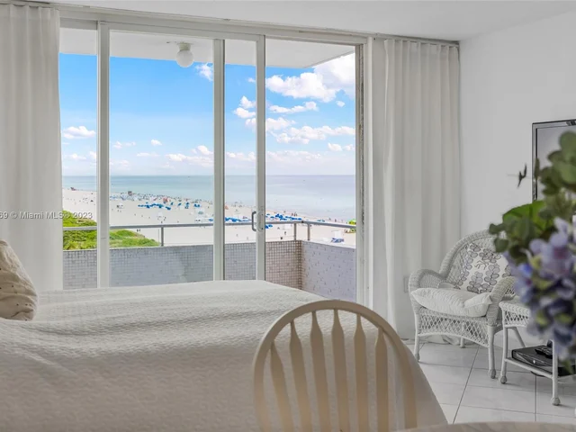 465 Ocean Dr # 918, Miami Beach FL 33139