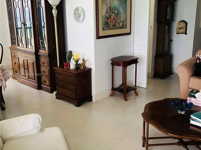 9273 Collins Ave # 1104, Surfside FL 33154