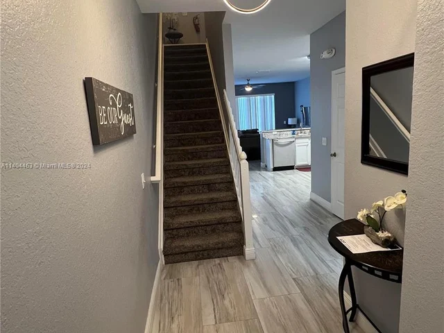 2575 Maneshaw Lane # 2575, Kissimmee FL 34747