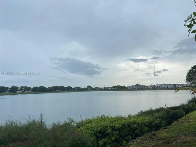 20822 San Simeon Way # 102, Miami FL 33179