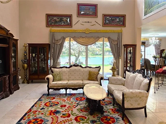 110 Ibisca Ter, Royal Palm Beach FL 33411