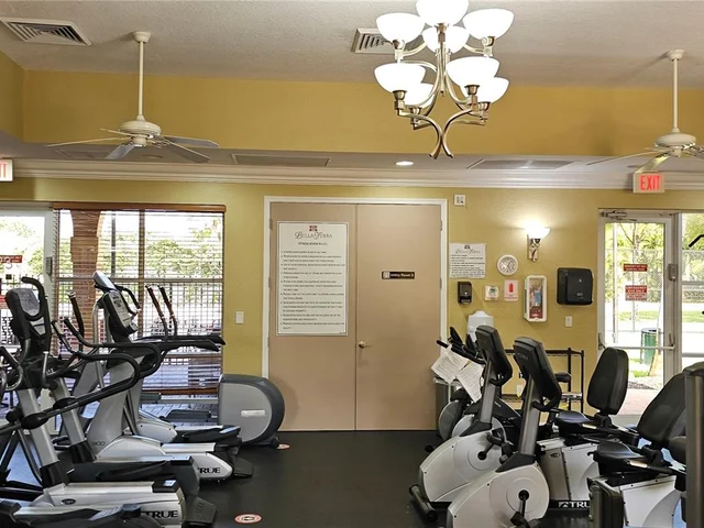 110 Ibisca Ter, Royal Palm Beach FL 33411