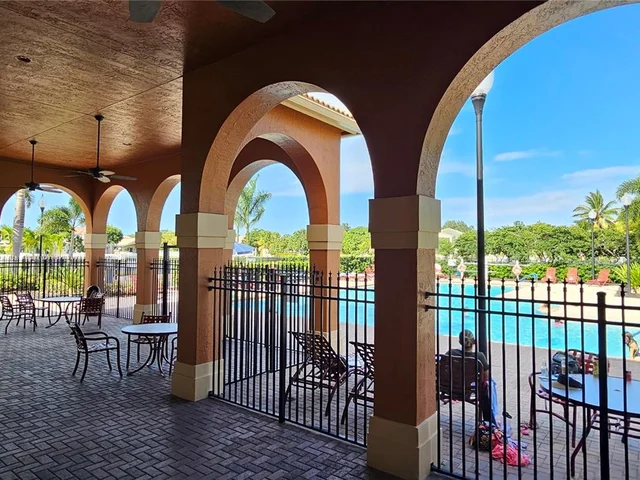 110 Ibisca Ter, Royal Palm Beach FL 33411