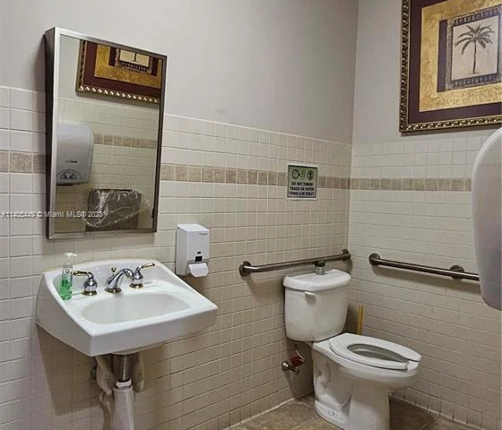 110 Ibisca Ter, Royal Palm Beach FL 33411