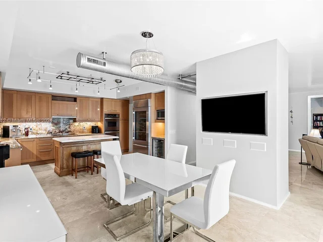 333 Las Olas Way # 3005, Fort Lauderdale FL 33301