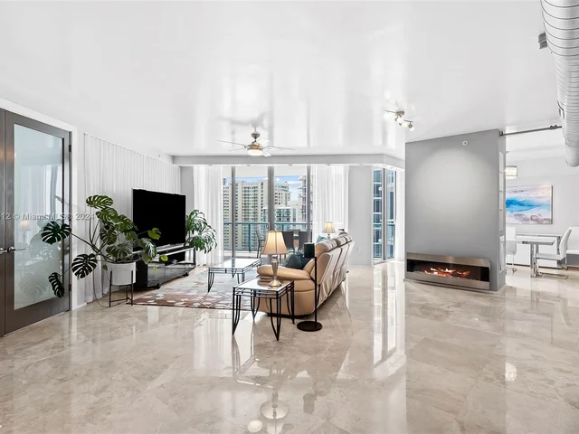 333 Las Olas Way # 3005, Fort Lauderdale FL 33301