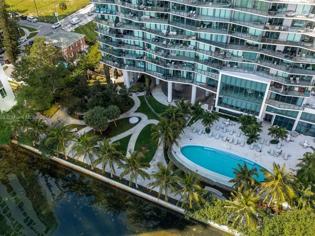 460 NE 28th St # 4003, Miami FL 33137