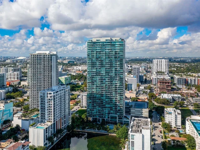 460 NE 28th St # 4003, Miami FL 33137