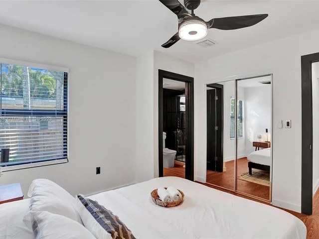 6529 SW 39th Ter, Miami FL 33155