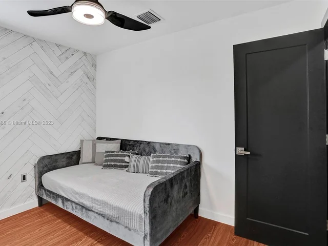 6529 SW 39th Ter, Miami FL 33155