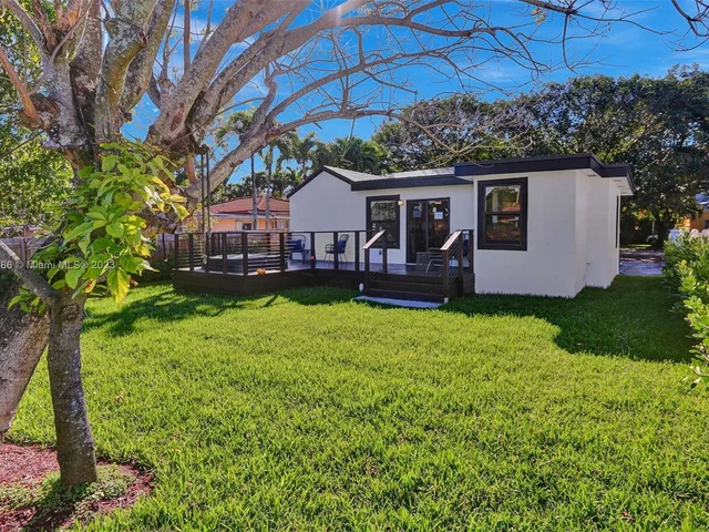 6529 SW 39th Ter, Miami FL 33155