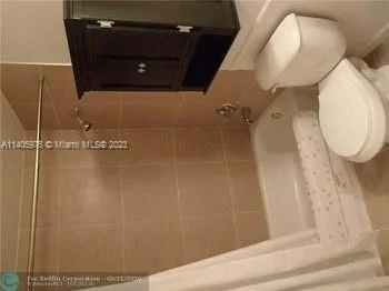 4400 Hillcrest Dr # 215B, Hollywood FL 33021