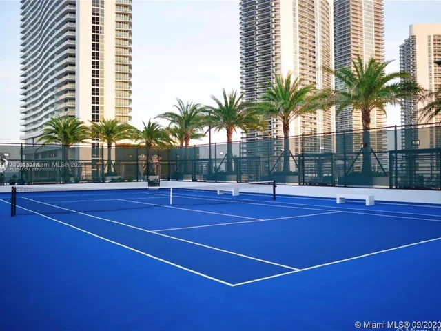 4010 S Ocean Dr # R1805, Hollywood FL 33019