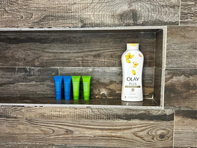 335 Ocean Dr # 102, Miami Beach FL 33139