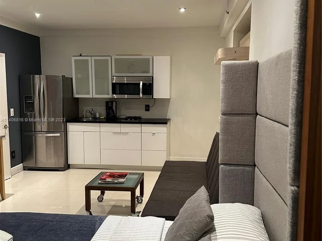 335 Ocean Dr # 102, Miami Beach FL 33139