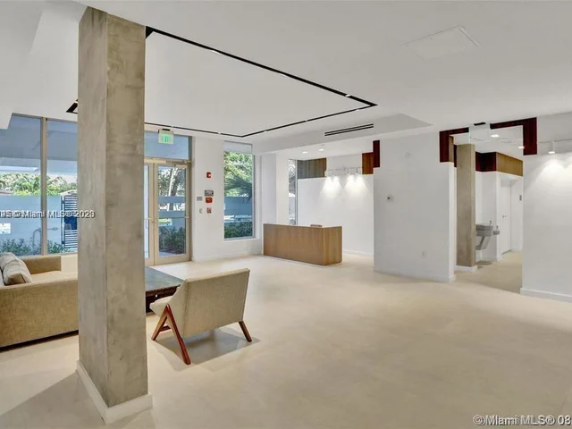 13800 Highland Dr # 403, North Miami Beach FL 33181