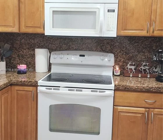 3348 NW 85th Ave # 3348, Coral Springs FL 33065