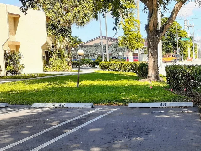 3348 NW 85th Ave # 3348, Coral Springs FL 33065