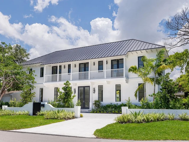 5500 SW 74th St, Miami FL 33143