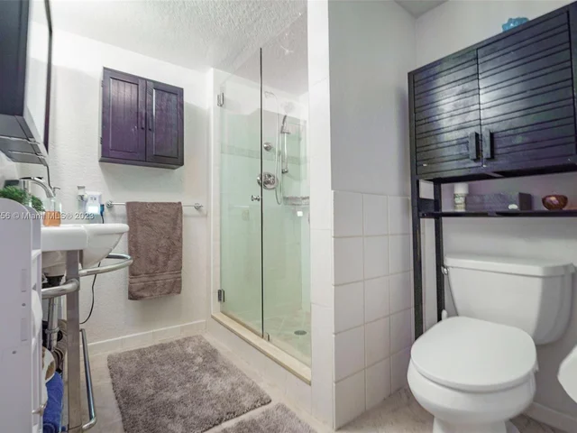 525 N Ocean Blvd # 424, Pompano Beach FL 33062