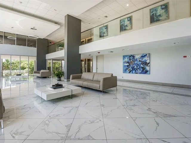 525 N Ocean Blvd # 424, Pompano Beach FL 33062