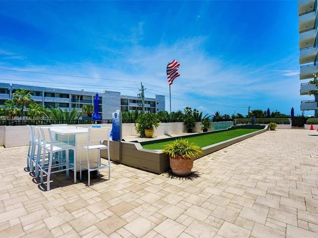 525 N Ocean Blvd # 424, Pompano Beach FL 33062