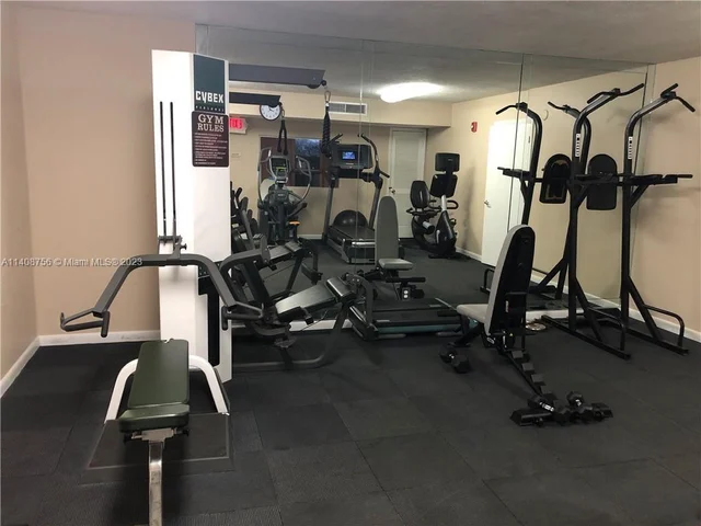 525 N Ocean Blvd # 424, Pompano Beach FL 33062