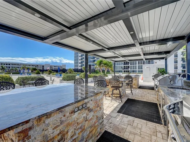 525 N Ocean Blvd # 424, Pompano Beach FL 33062