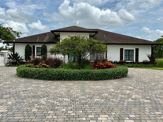 17290 SW 276th St, Homestead FL 33031